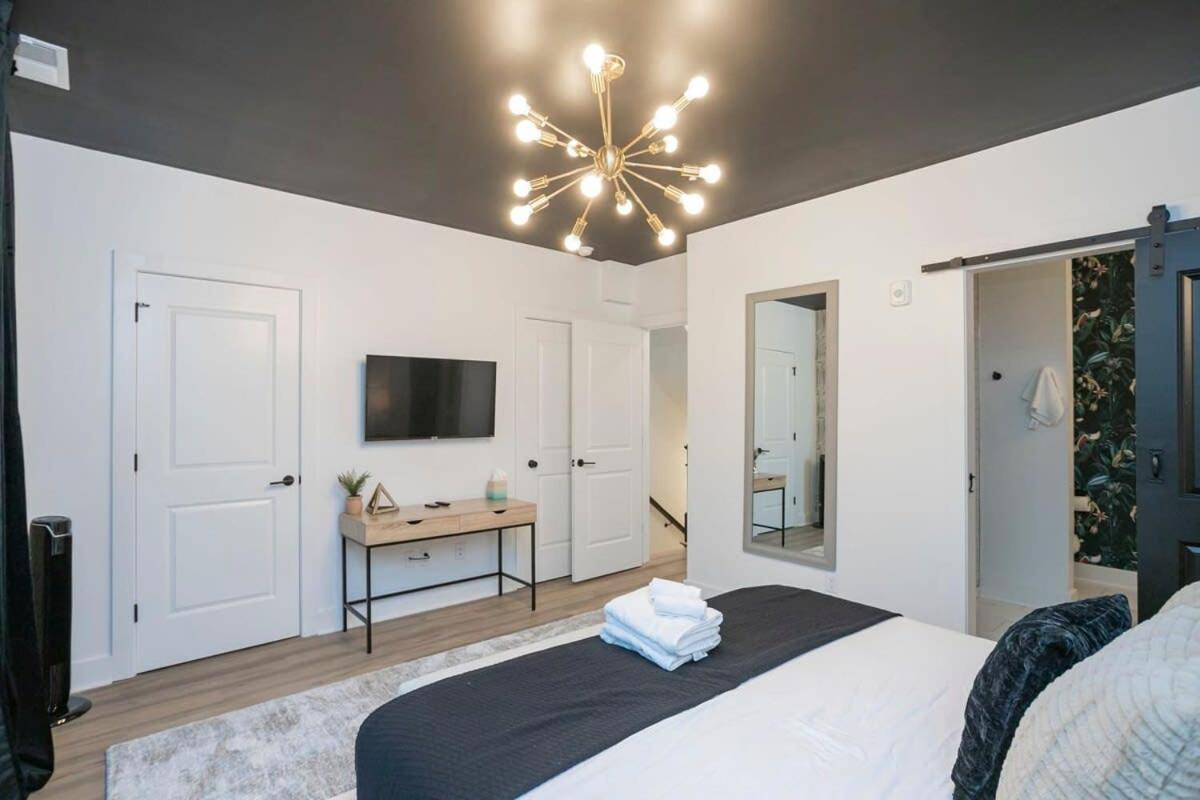 Ev Charger King Beds Garage 2 Miles To Dwntn * Nashville