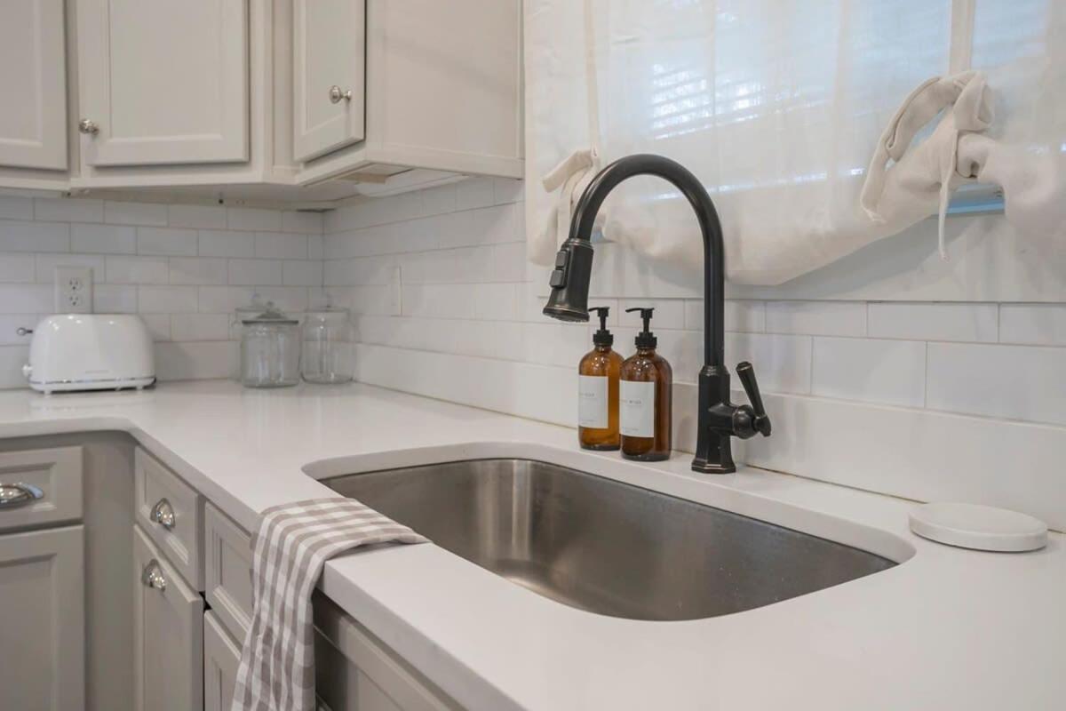 Beautiful In Donelson Close To Opryland Holiday home Nashville