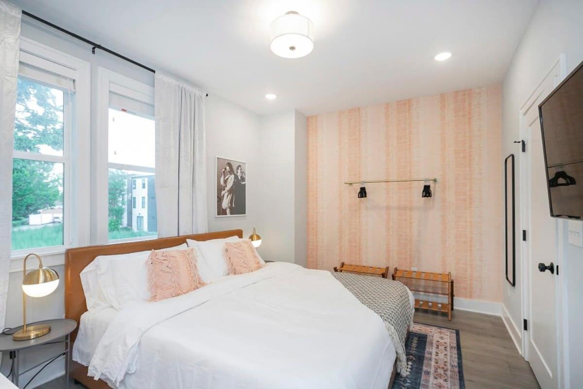 3 King Beds In Hip East Nash 1 Mile To Dwntn Nashville