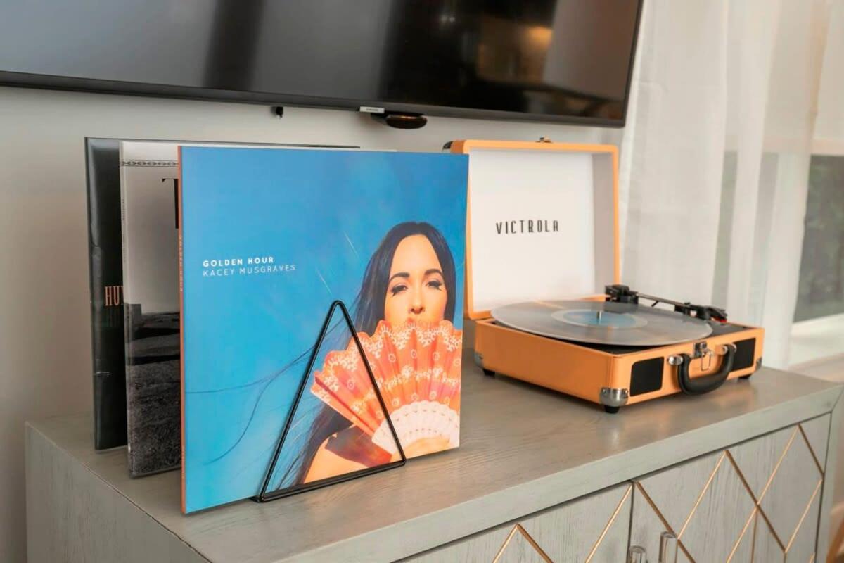 Holiday home 3 King Beds In Hip East Nash 1 Mile To Dwntn Nashville