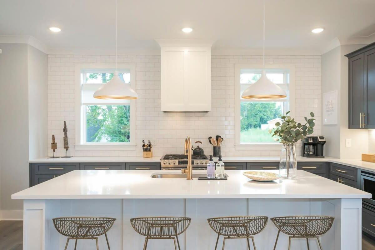 Holiday home 3 King Beds In Hip East Nash 1 Mile To Dwntn Nashville