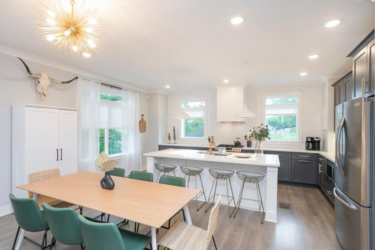 Holiday home 3 King Beds In Hip East Nash 1 Mile To Dwntn Nashville