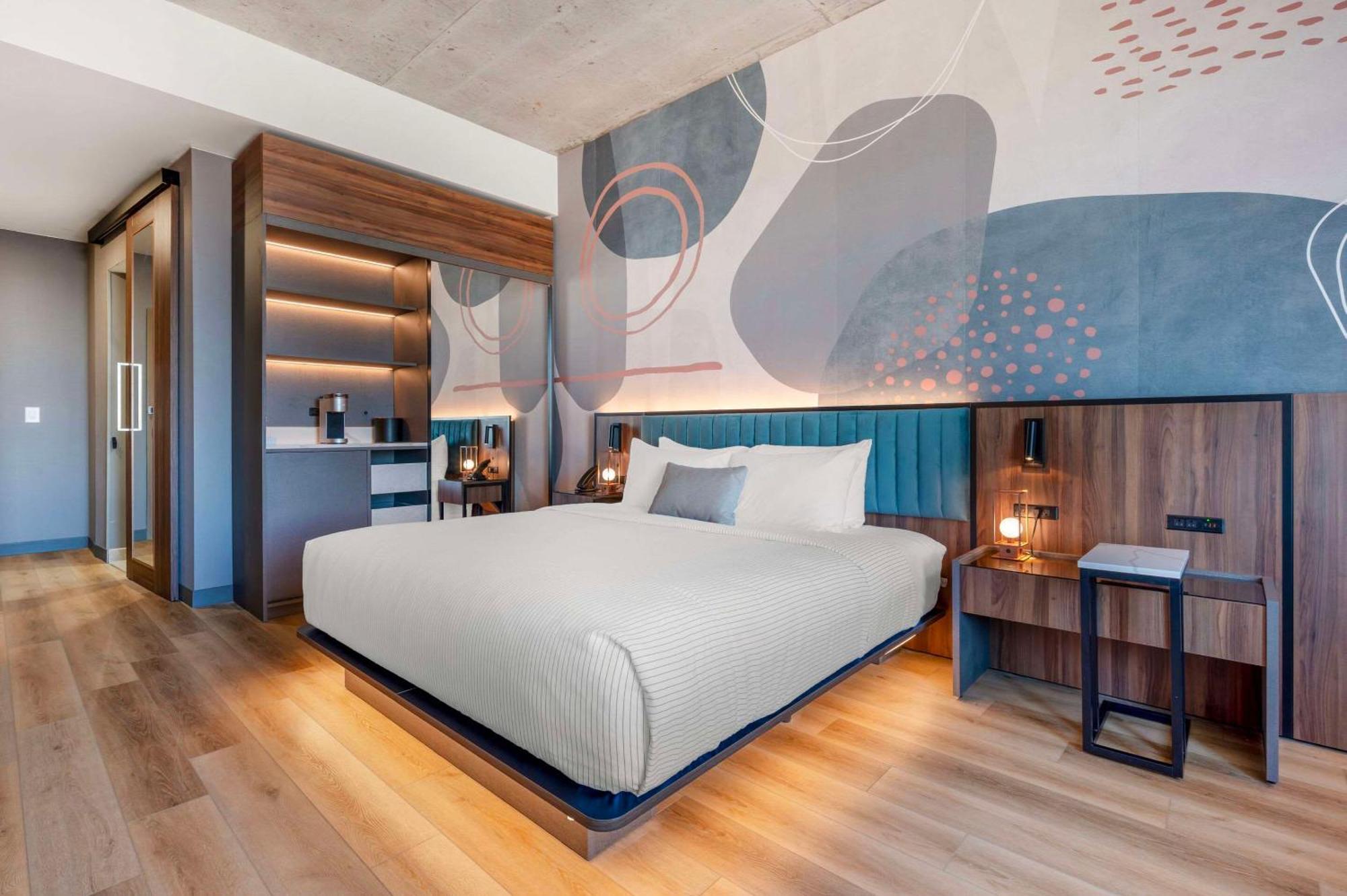 Hotel Cambria Midtown 4*