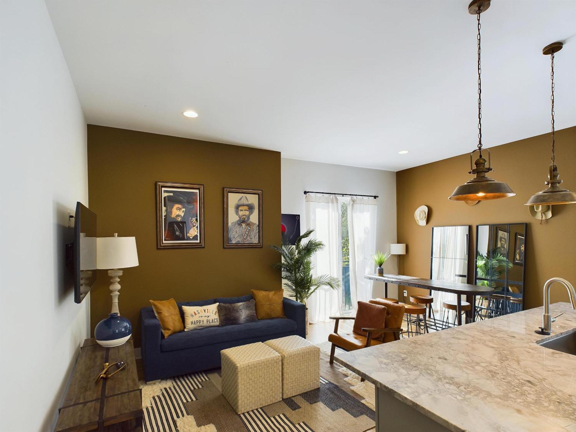 Country Lyric - Mins To Downtown - Rooftop Deck Holiday home Nashville