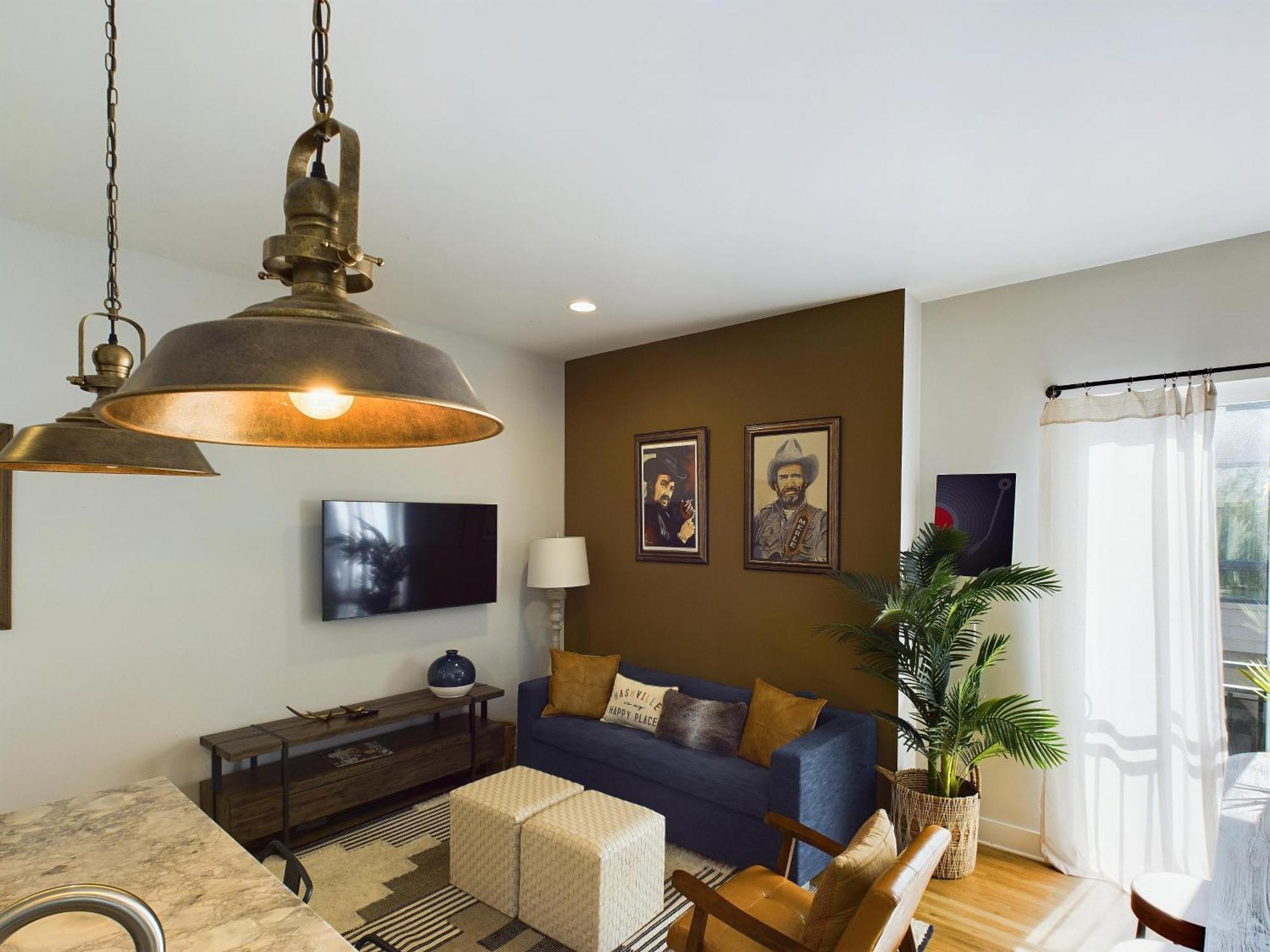 Country Lyric - Mins To Downtown - Rooftop Deck Holiday home Nashville