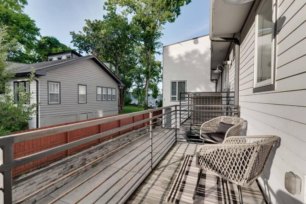 Music Charmer! 3 Bedrooms-2 Miles To Downtown Nashville