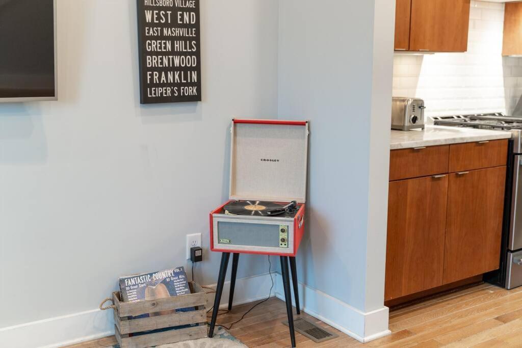 3bd -rooftop Escape- Steps From The Gulch Fun Holiday home Nashville