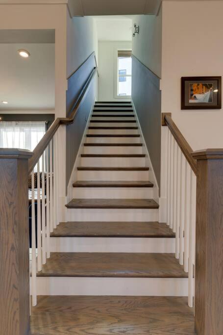 Spacious Only 2 Mi To Broadway * Nashville