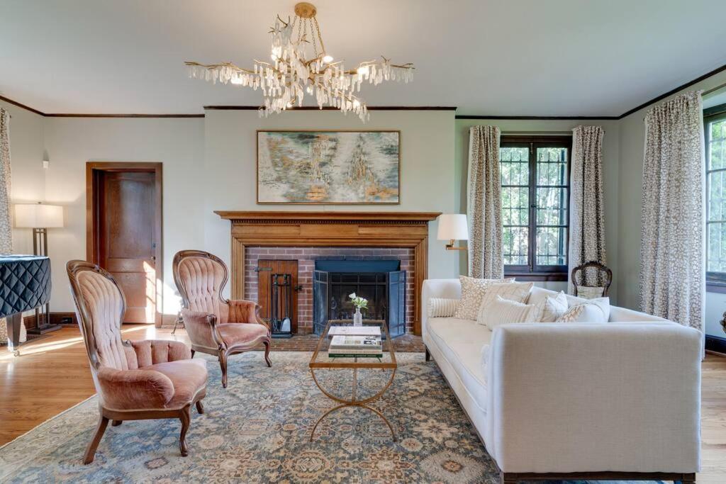 Ivy Hall - Great Location! * Nashville