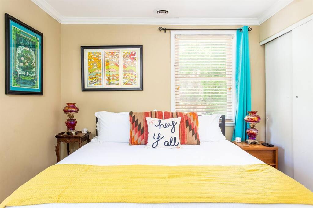 Honky Tonk Bar, Minutes To Airport & Broadway Holiday home
