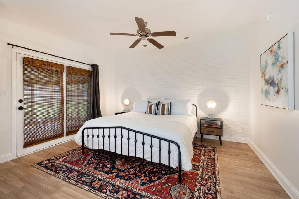 Holiday home Minutes To Opry, Airport & Broadway *