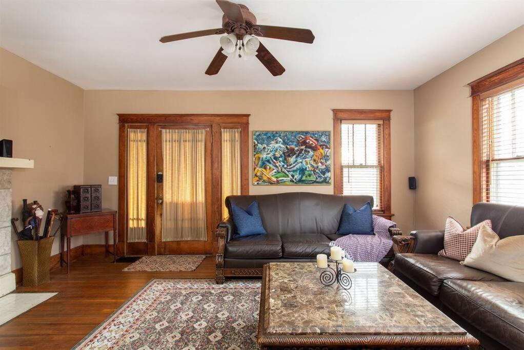 Deacon's House From The Tv Series, Nashville! Walk To Downtown!