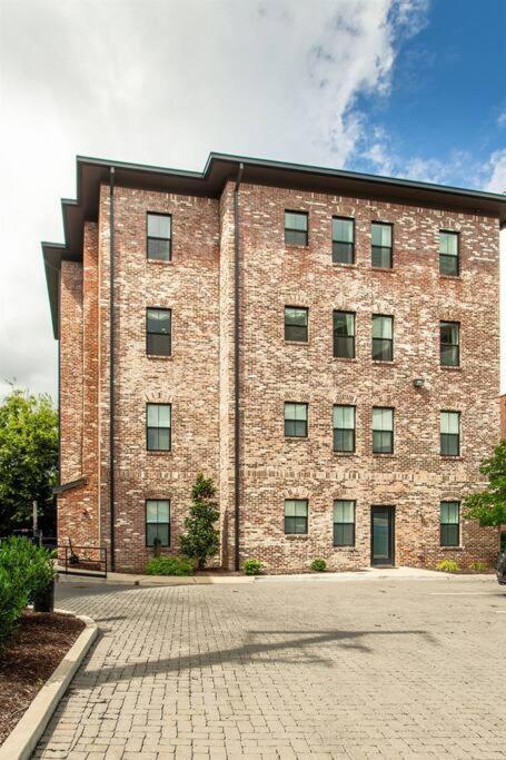 Apartment Historic Loft 2mi To Broadway On-site Speakeasy