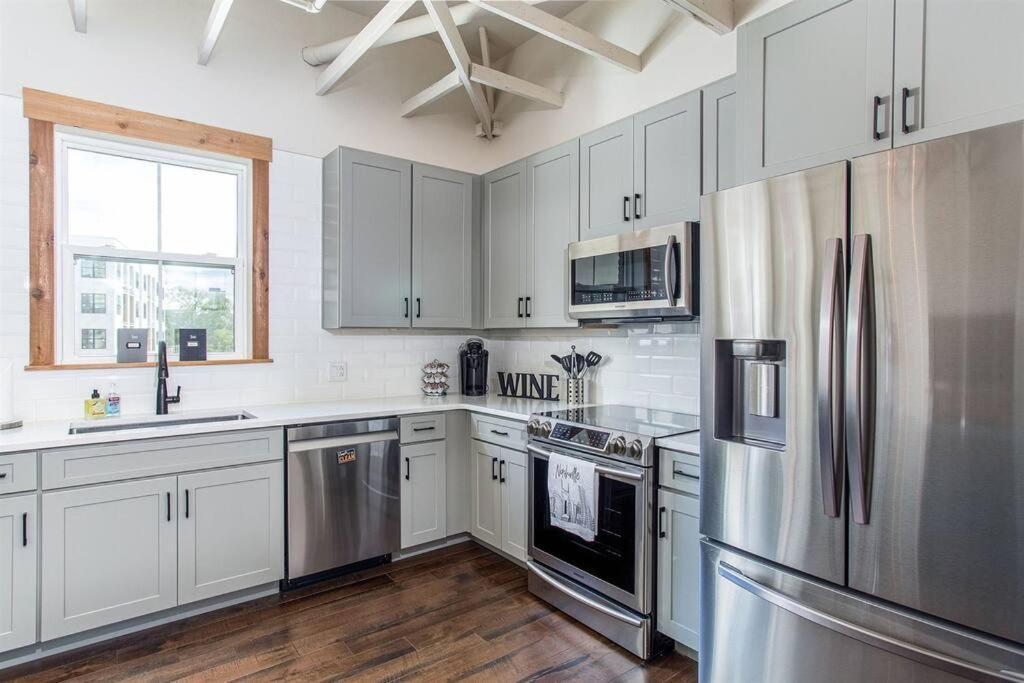 Apartment Historic Loft 2mi To Broadway On-site Speakeasy *