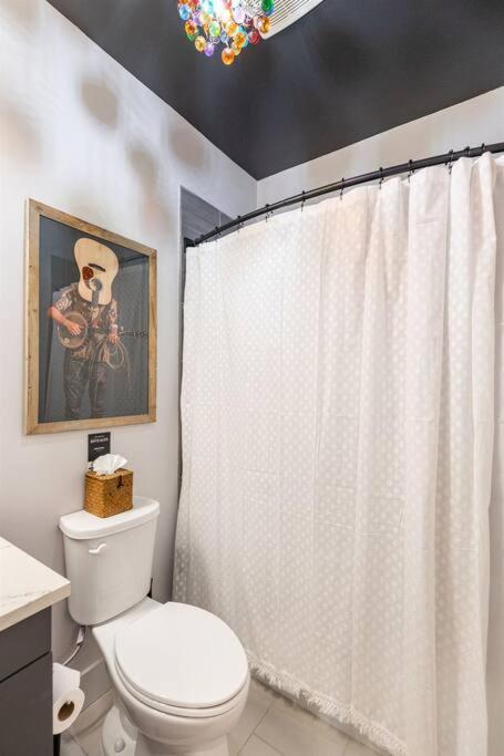 Downtown Midtown Vanderbilt, Honky Tonk Party Pad 1, Parking Gym Pool