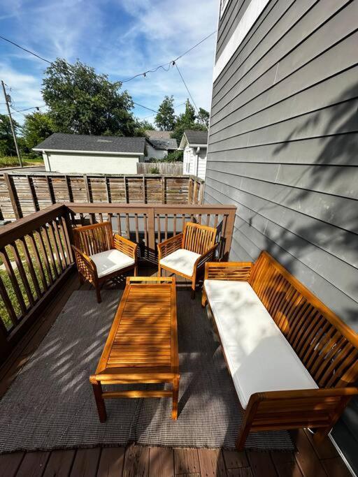 Hot Tub, Fire Pit, King Bd & Ig Opps - 5 Min To Dt