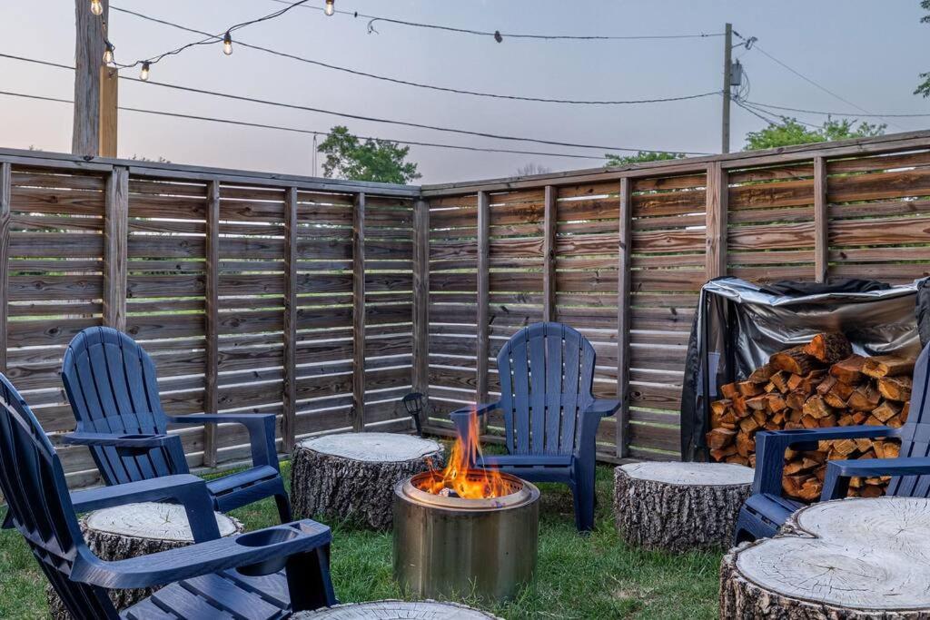 Hot Tub, Fire Pit, King Bd & Ig Opps - 5 Min To Dt *