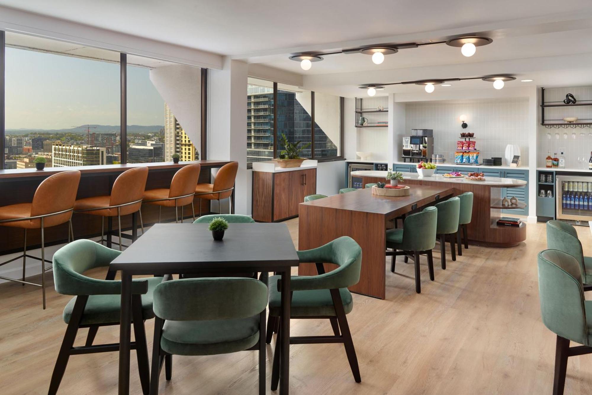 Hotel Sheraton Grand Downtown 4*