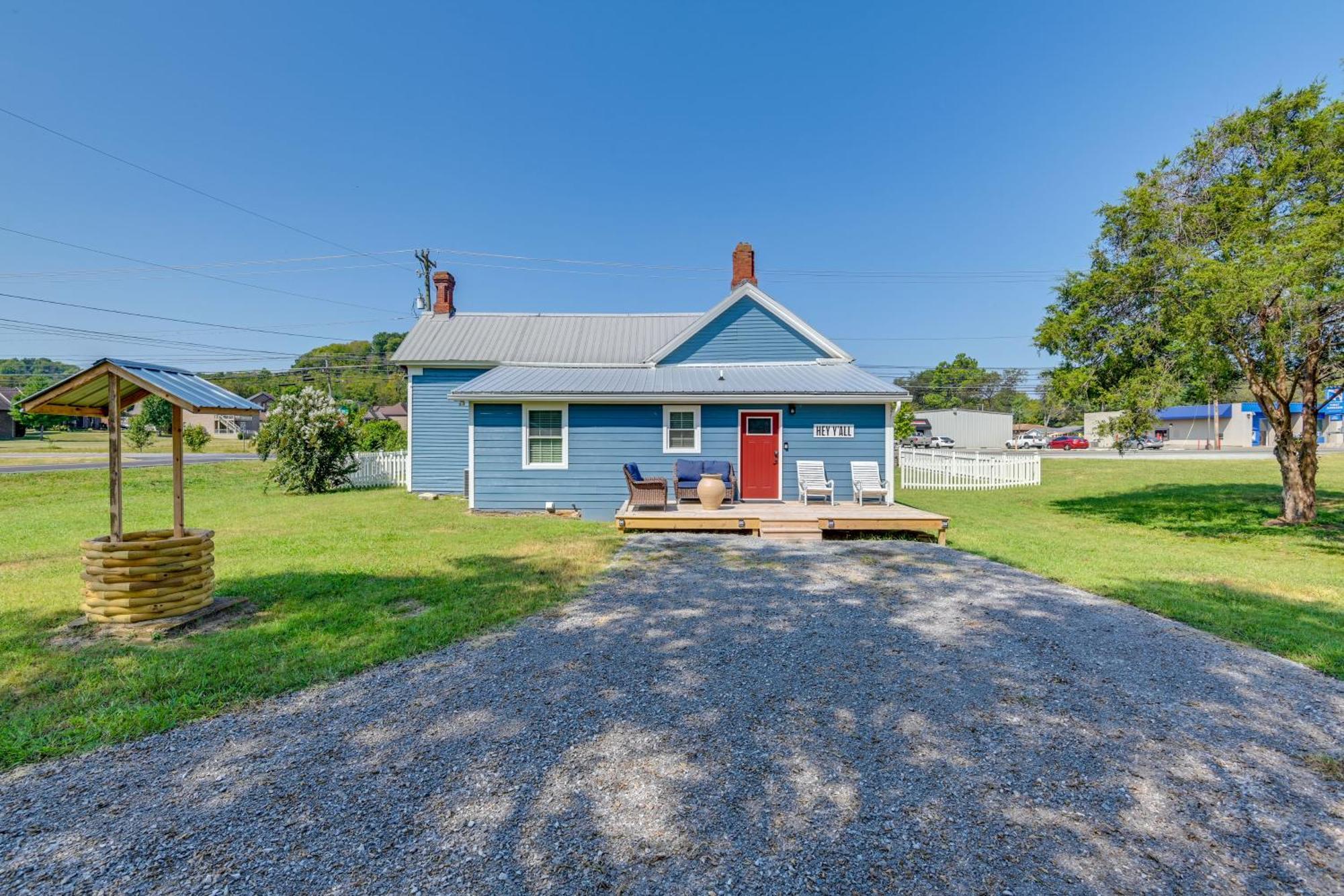 Bright Whites Creek 12 Mi To Dtwn Nashville! Holiday home Nashville