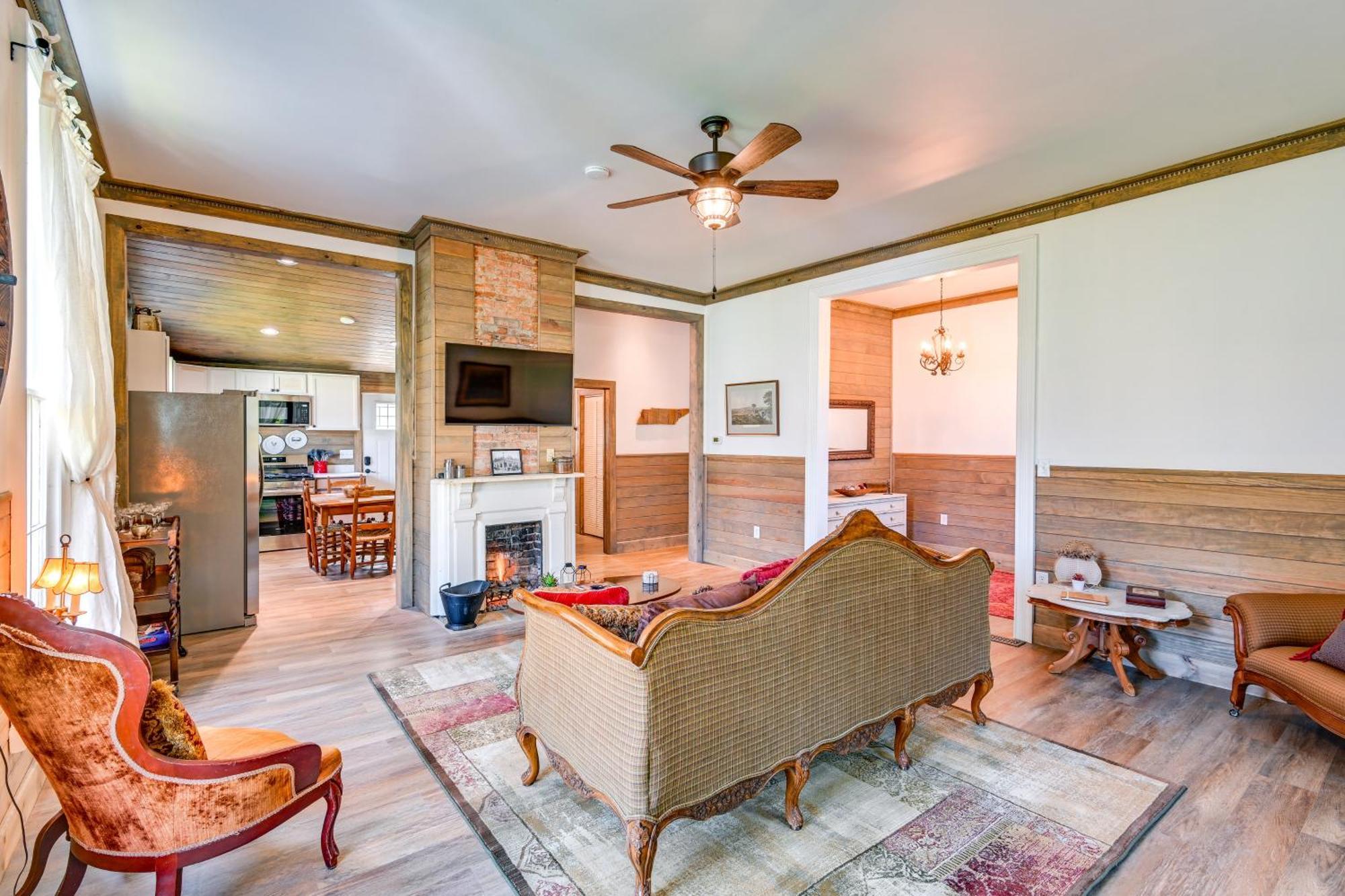 Holiday home Bright Whites Creek 12 Mi To Dtwn Nashville!