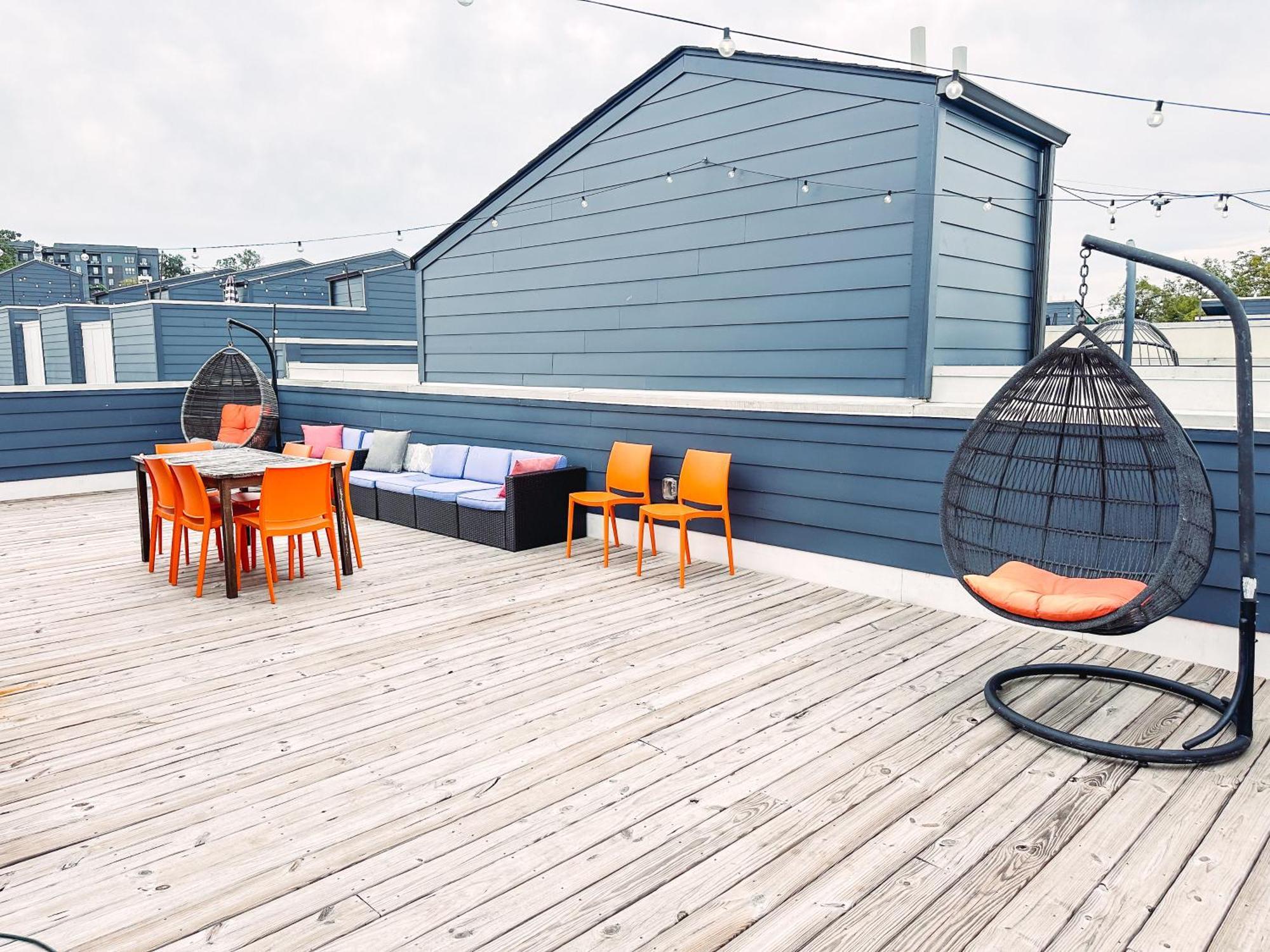 The Swift House - 13 Bed Townhome In East Nash! Nashville