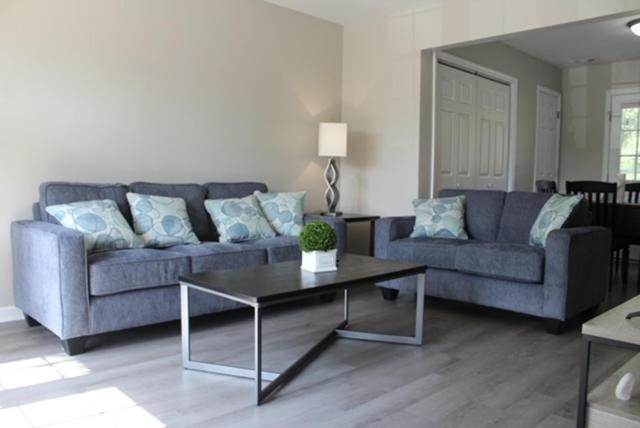 Charming 3-bedroom House Scenic&close To Downtown