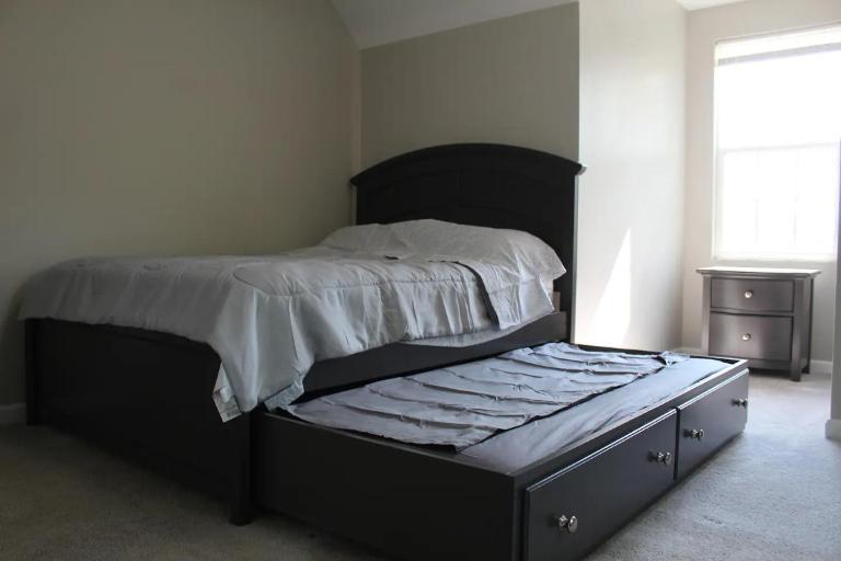 Holiday home Charming 3-bedroom House Scenic&close To Downtown *
