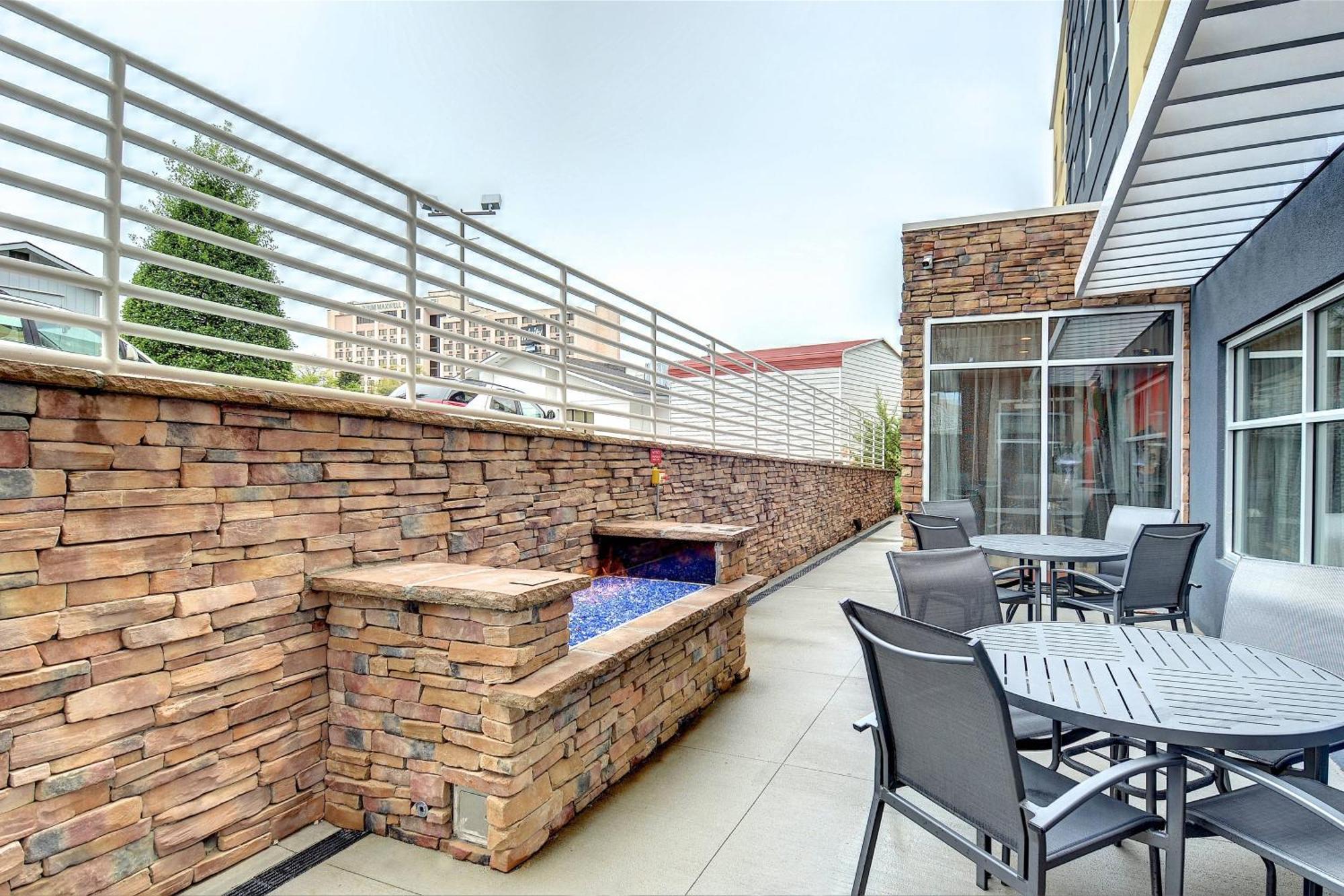 Fairfield & By Marriott Downtown-metrocenter Hotel Nashville