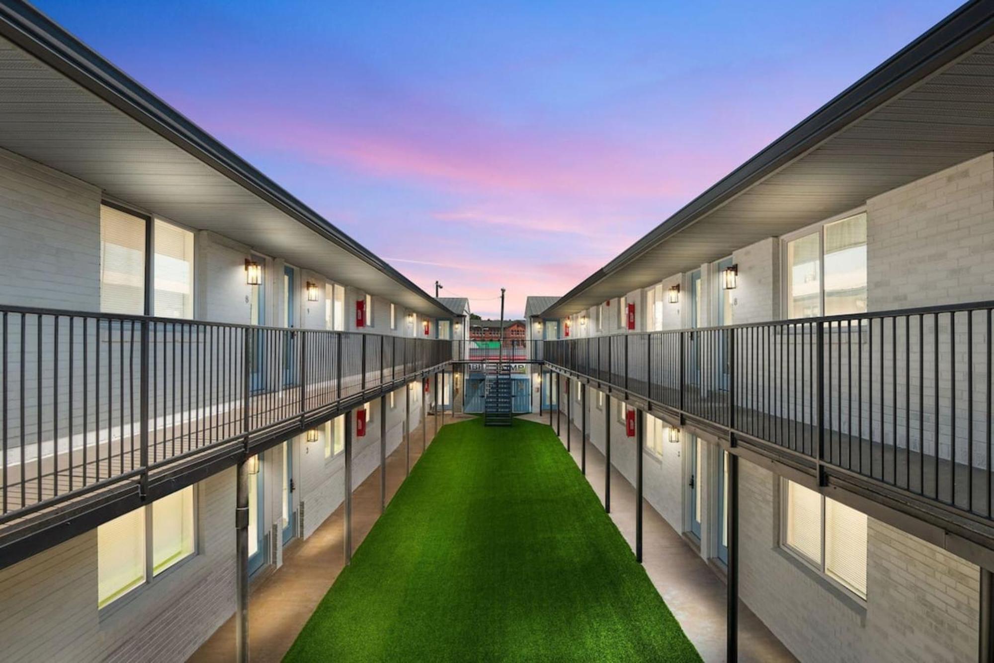 Apartment Explore From Your Stylish Unit Unit 3b Apts Nashville