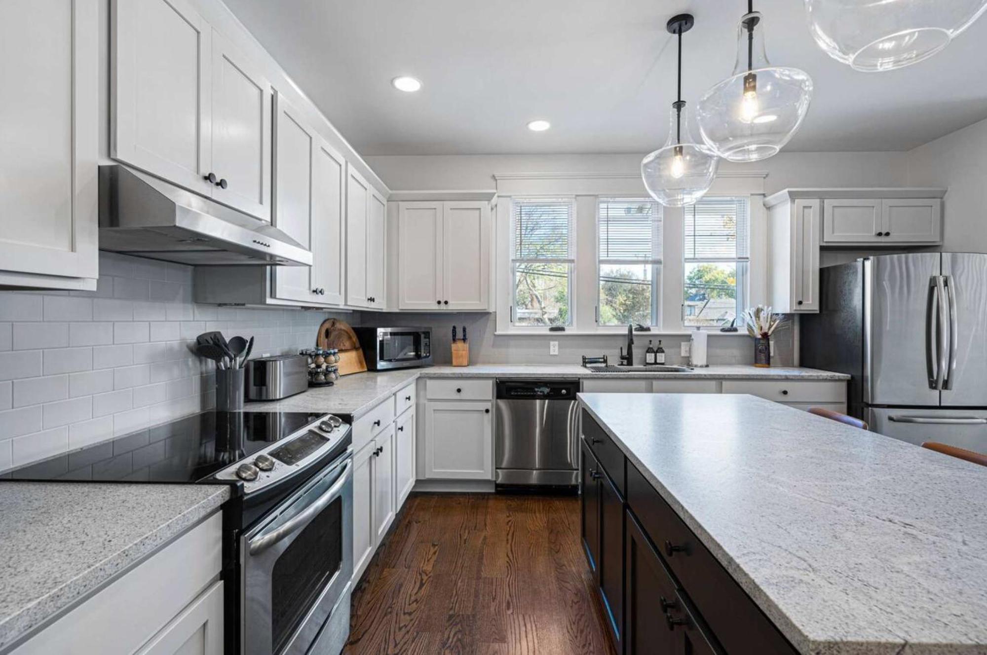 Holiday home The Lockeland-modern & Airy Escape, Walk To It Nashville