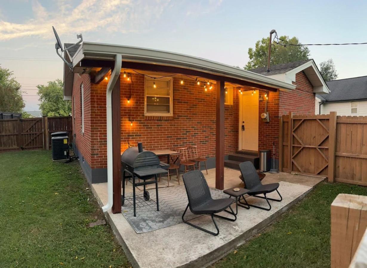 Cozy Getaway Mins To Downtown, Broadway Airport Nashville