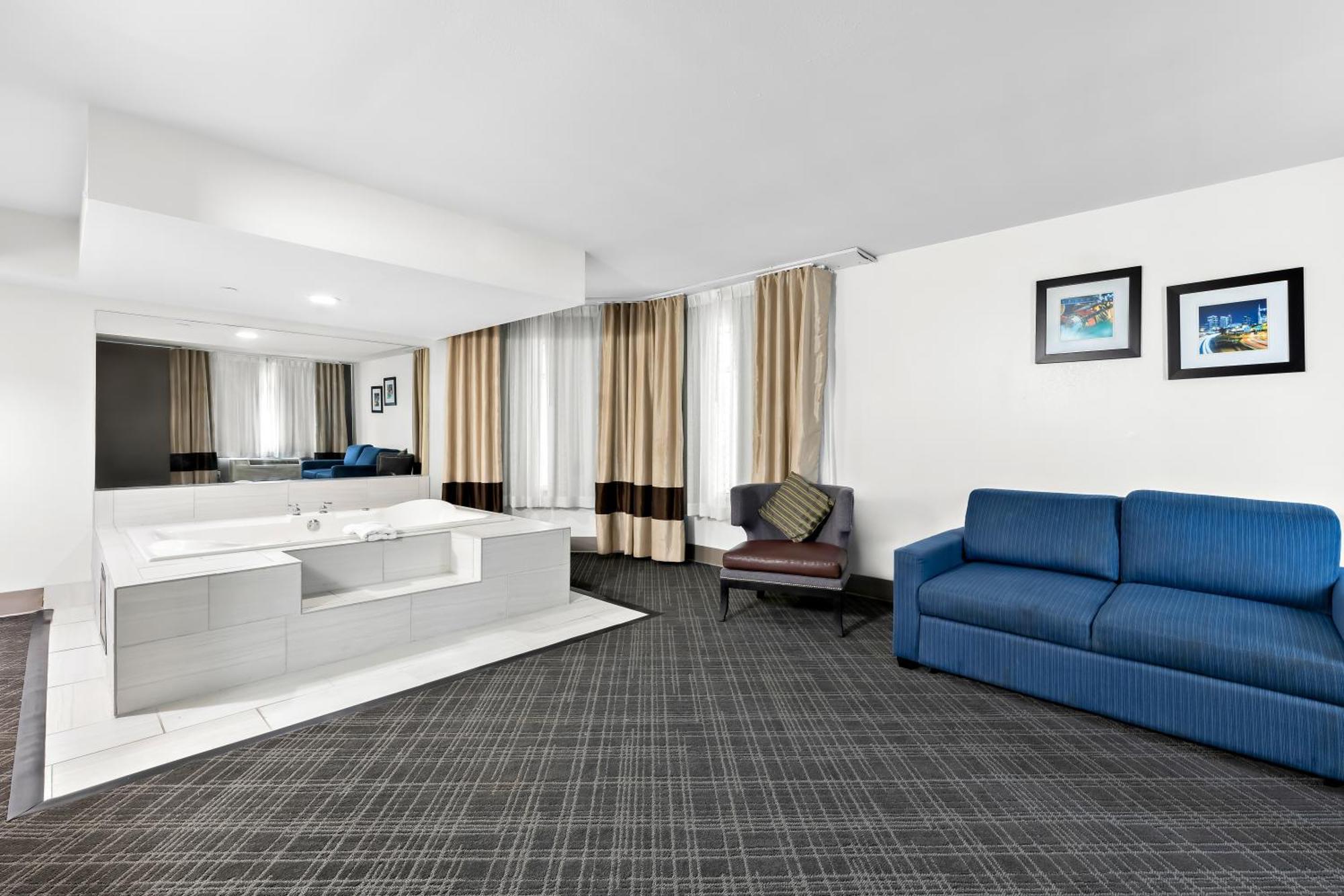 Comfort & Near Tanger Outlets I-24 Antioch Nashville