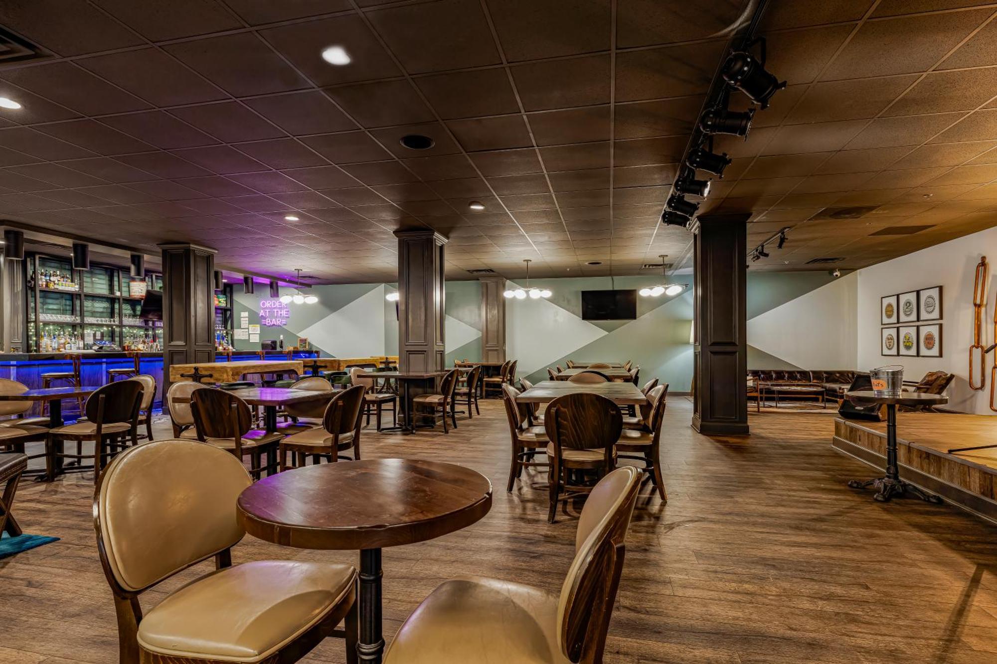 Hotel Preston Airport 3*