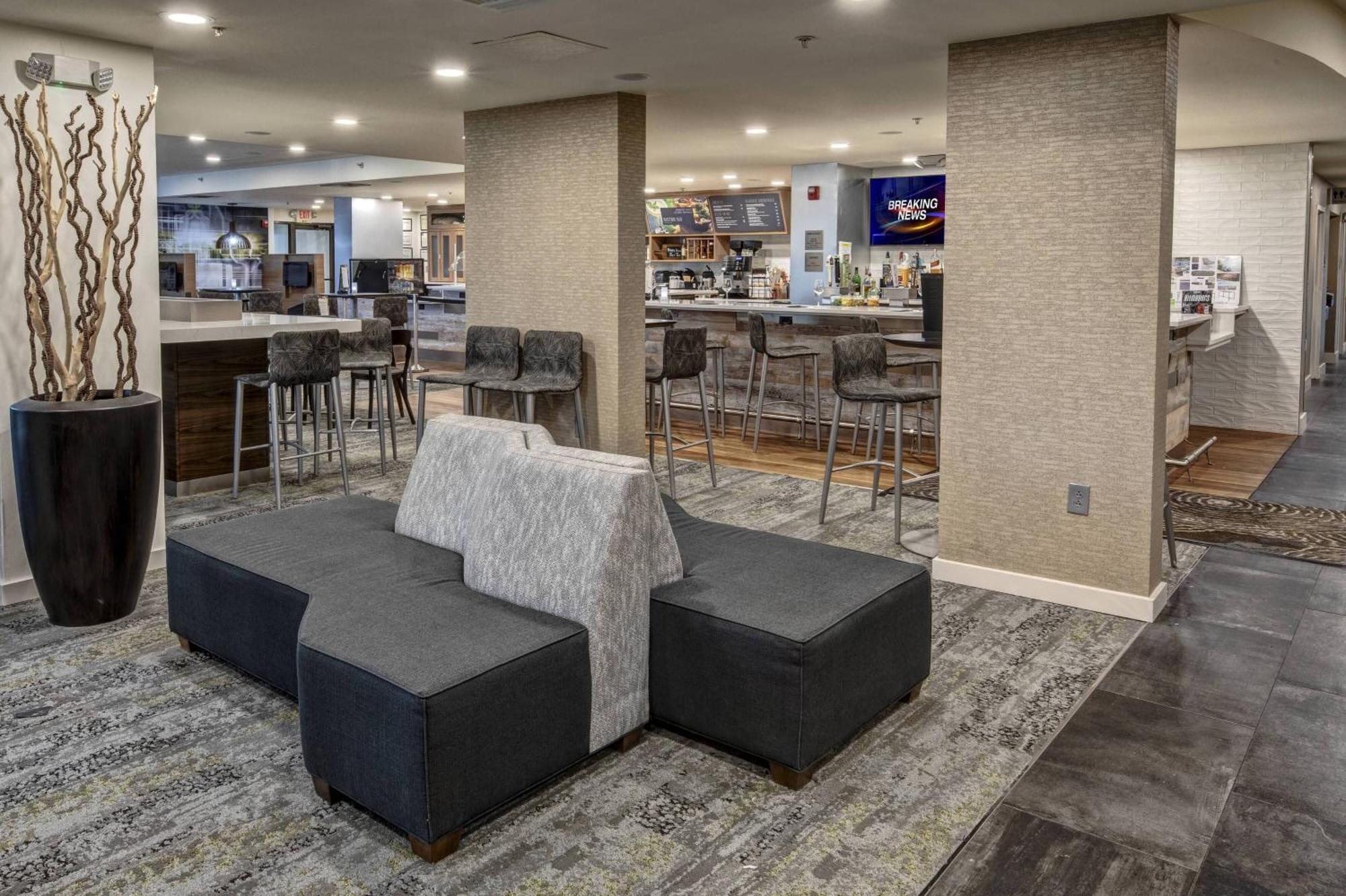 Courtyard By Marriott Vanderbilt West End 3*