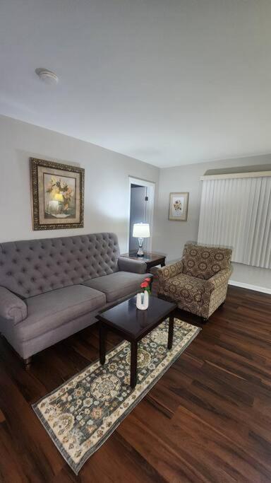 Holiday home Two Bedroom Near Nashville-downtown *