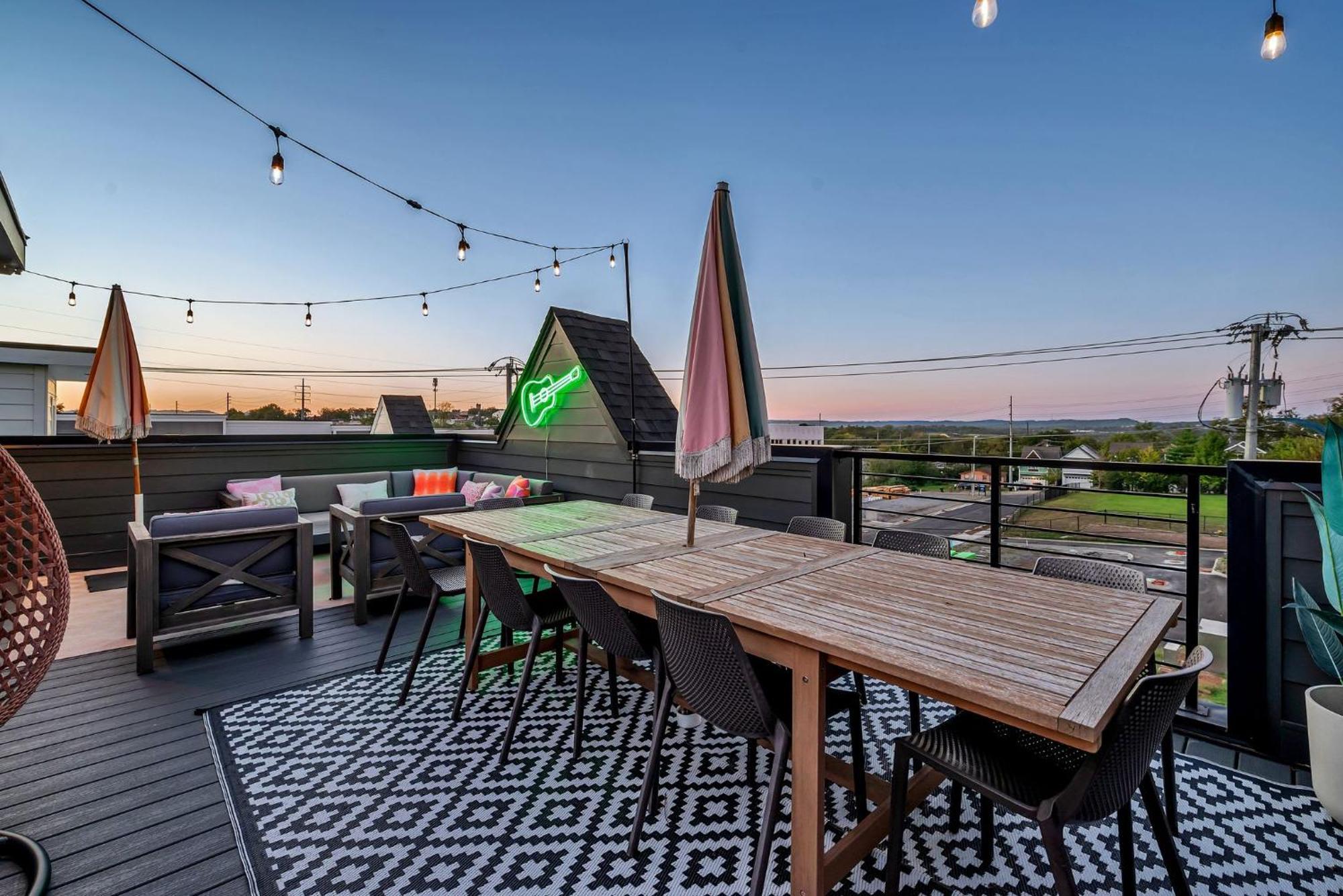 Holiday home Designer Single Family House-rooftop- Hot Tub Nashville