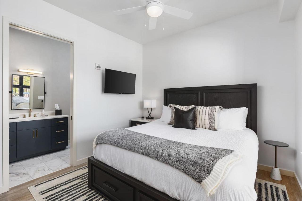 Apartment Upscale Music Row Corner Unit With Patio Rooftop With View And Gym *