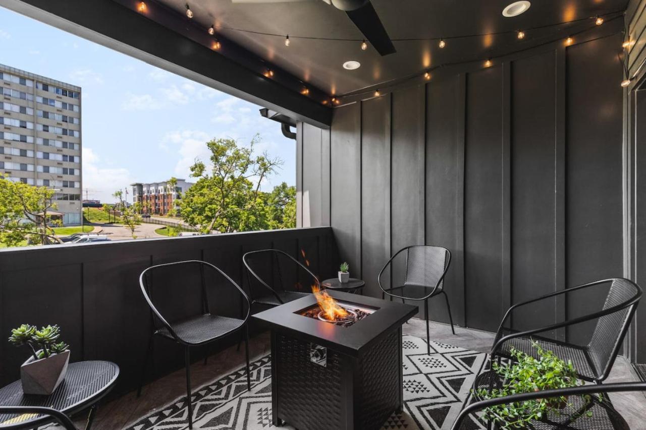Patio Firepit Garage Walk To Coffee Restaurants 12 South And Belmont Holiday home *