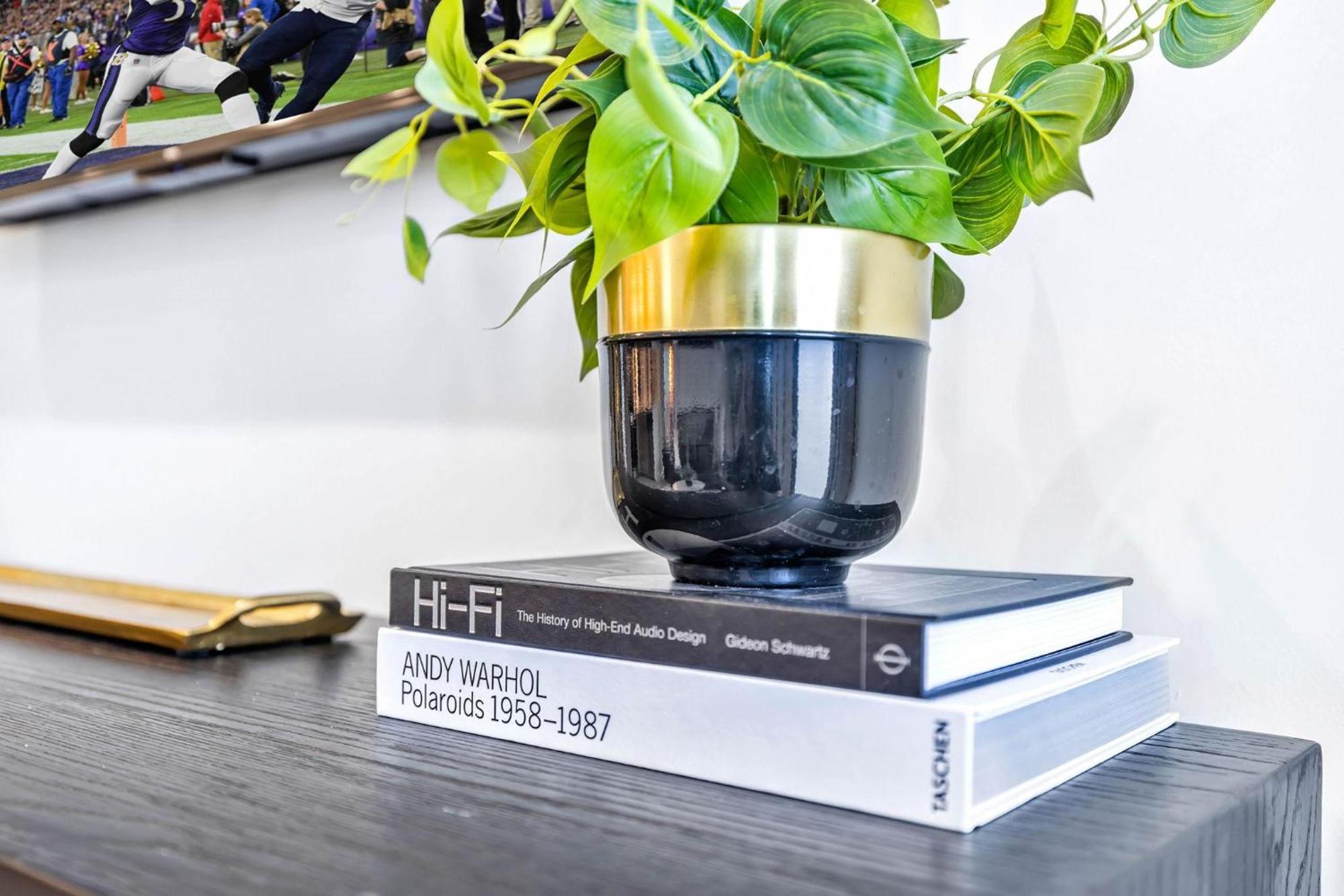 Holiday home Euphony - Designer Furnishings - 5 Mins To Broadway
