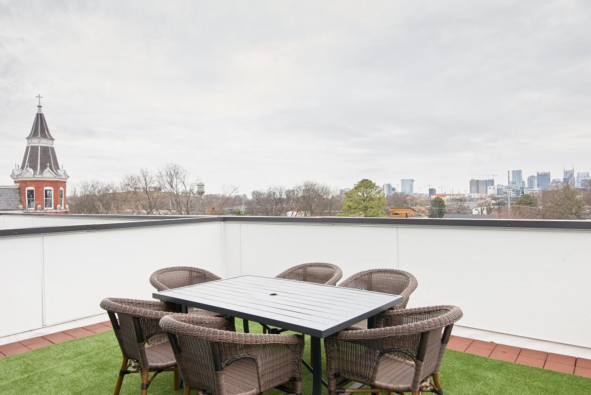 Sonder The Retreat Aparthotel Nashville