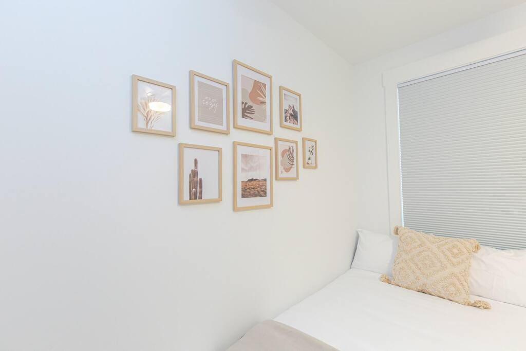 Spacious W Rooftop Deck And Mural! 10 Min 2 Dt Holiday home Nashville