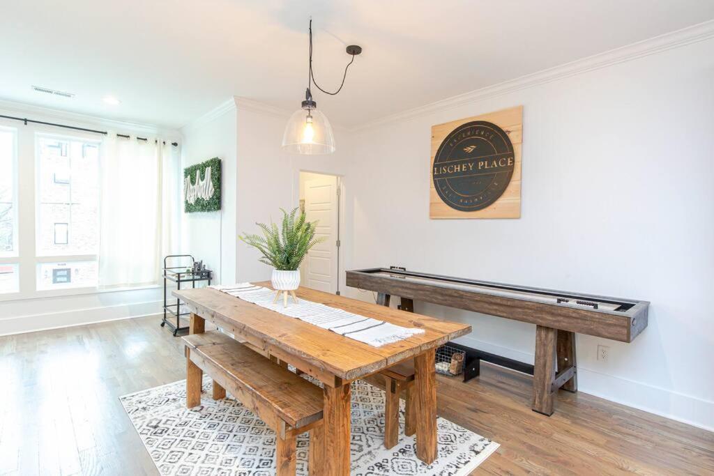 Spacious W Rooftop Deck And Mural! 10 Min 2 Dt Nashville