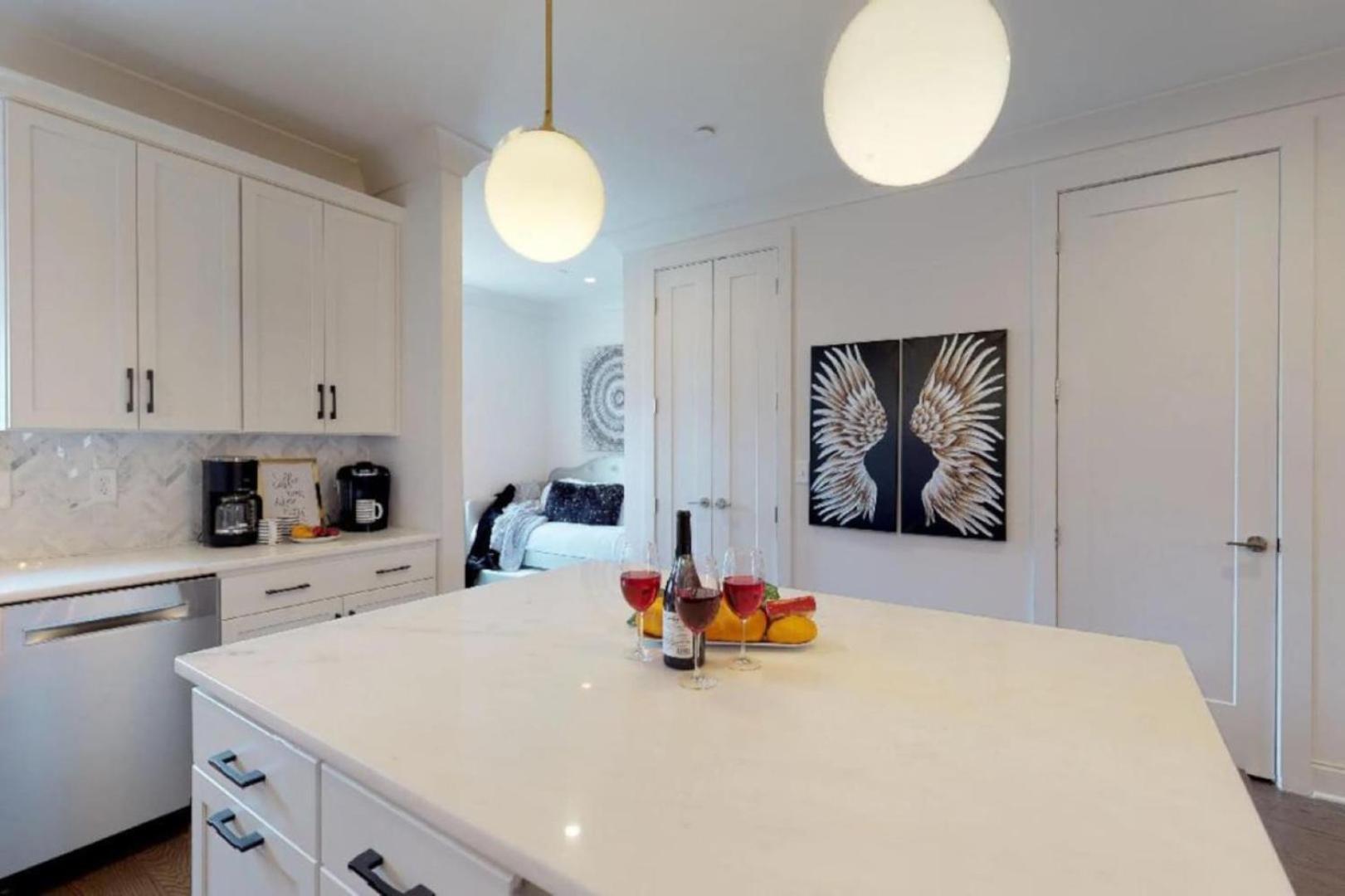Luxury In Music Row The Gulch Is Minutes Away Nashville