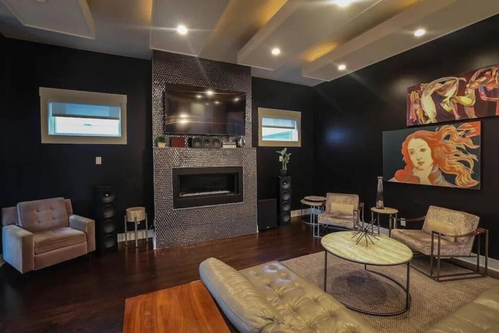 Luxury House - Heated Pool - In The Gulch - Walk Anywhere * Nashville