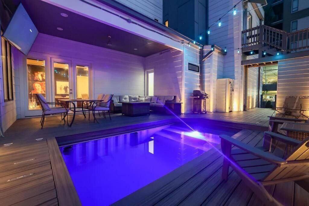 Holiday home Luxury House - Heated Pool - In The Gulch - Walk Anywhere Nashville