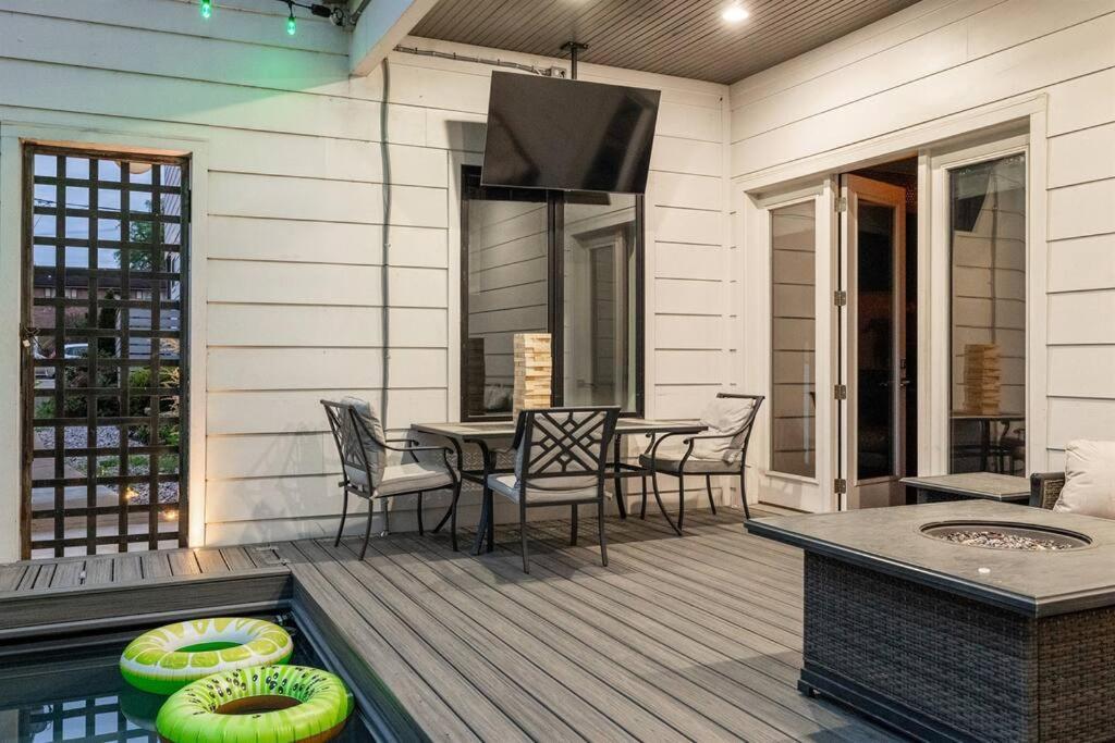 Luxury House - Heated Pool - In The Gulch - Walk Anywhere * Nashville