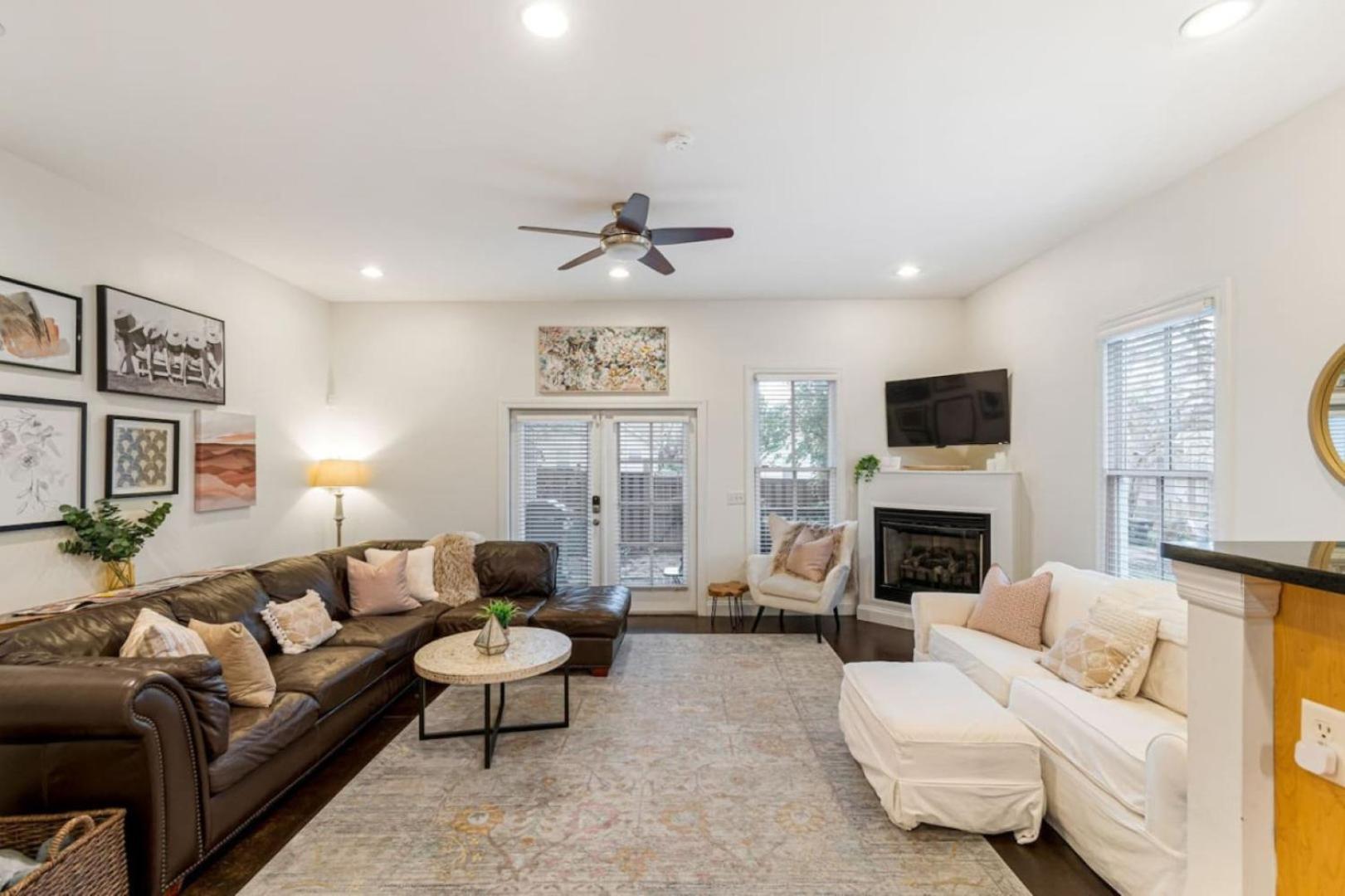 Downtown Luxury House - Beautiful Outdoor Spaces * Nashville