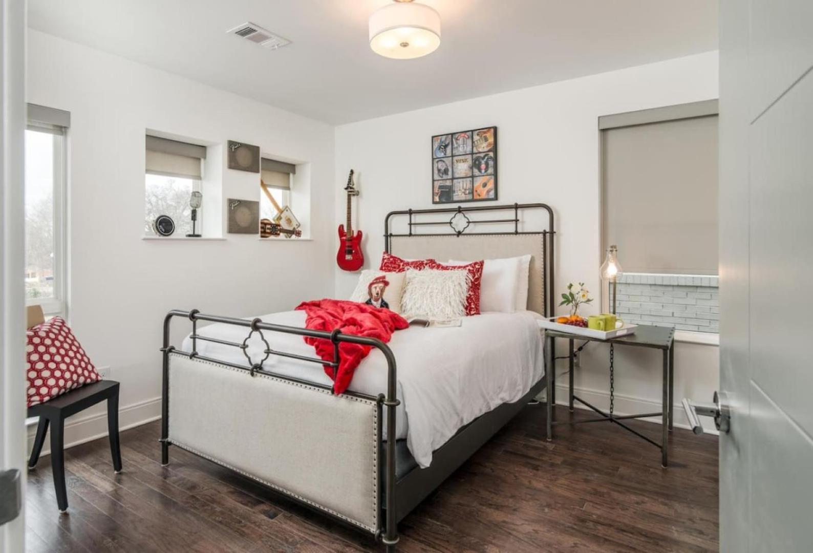 The New Nashview Rooftop-skyline View - Sleeps 12