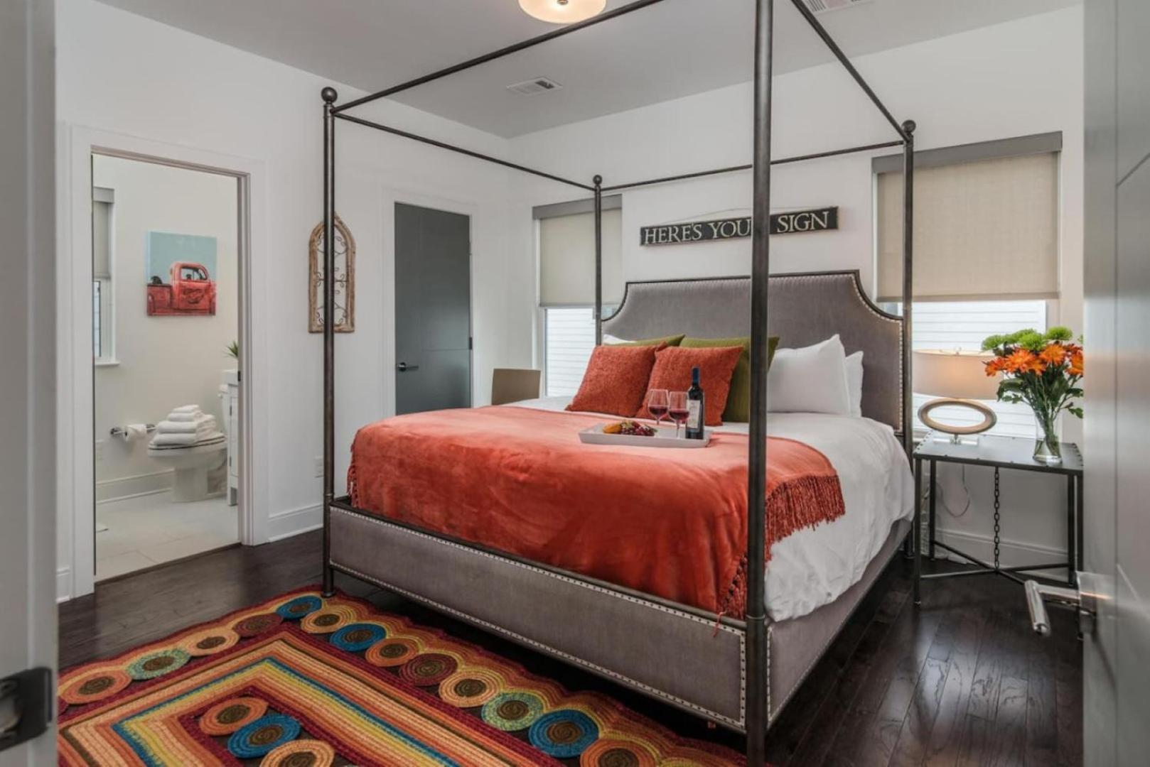 The New Nashview Rooftop-skyline View - Sleeps 12 * Nashville