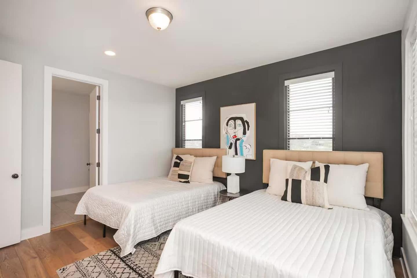 Downtown Modern Rooftop Patio Vanderbilt 8 Beds * Nashville